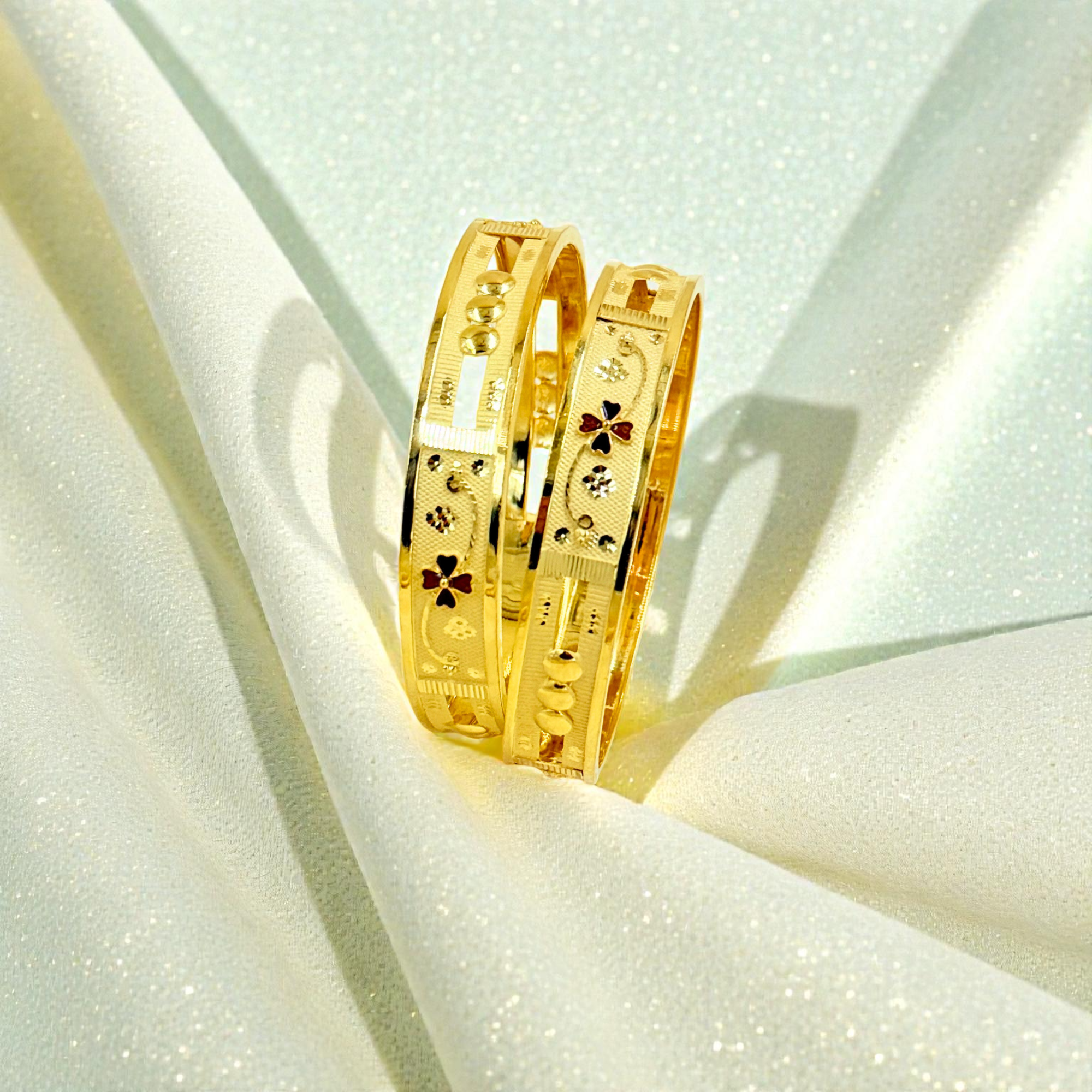 Classic Clover Accent 24K Gold-Plated Women’s Bangles Set – SAI HANDA ...