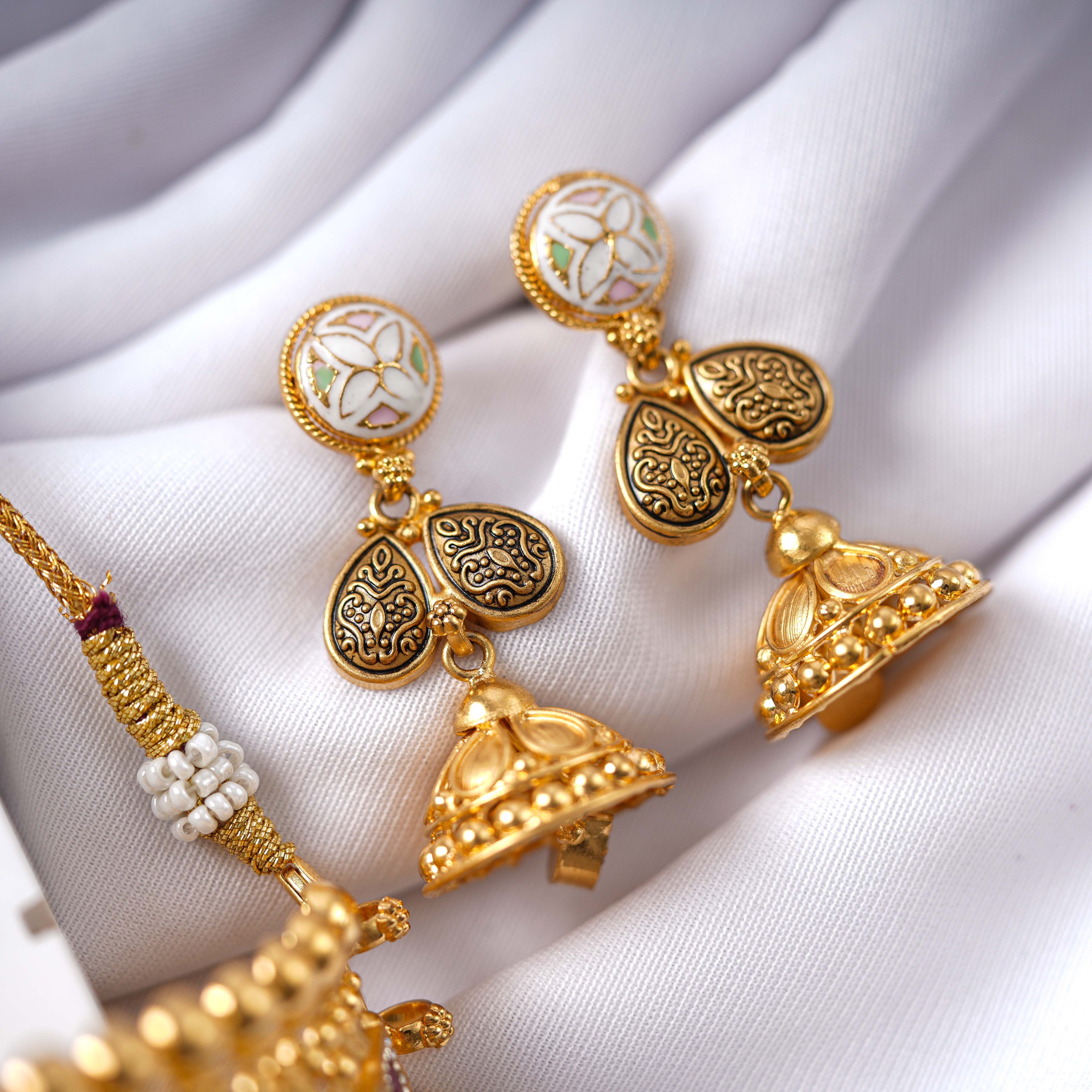 24K Gold Plated Traditional Choker Set with Earrings – SAI HANDA BANGLES