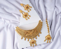 24K Gold Plated Traditional Choker Set with Earrings & Maang Tikka